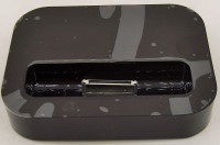 Док станция для зарядки iPhone 4 (30pin) черная R-0152